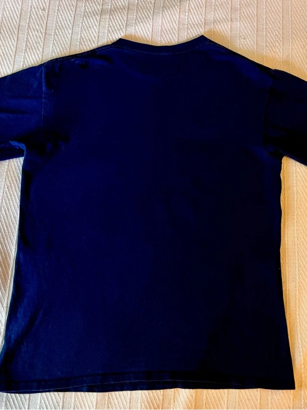 InuYasha Graphic Tee - Navy Blue with Red Green Yellow Print Japanese Manga - Picture 3 of 8